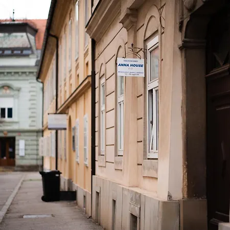 Anna House
