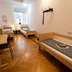 Anna House Πανσιόν