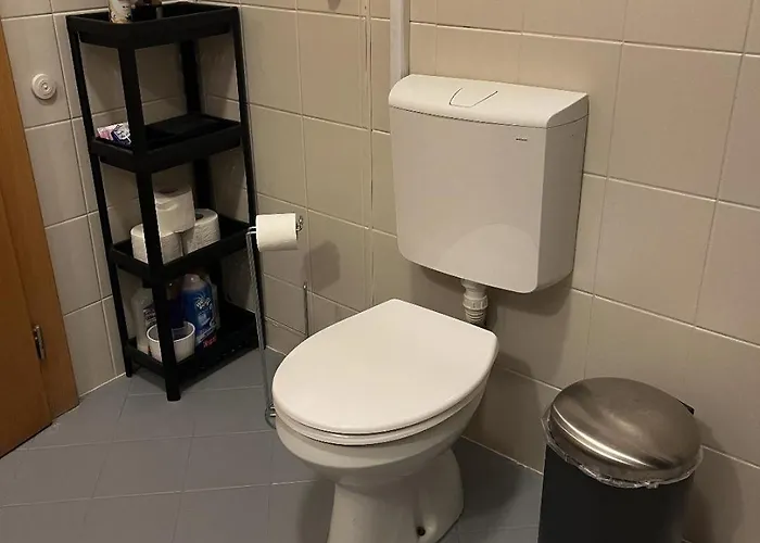 Pensión Anna House 2*